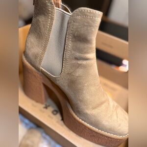 cool planet by Steve Madden's Lily platform color Dark sand